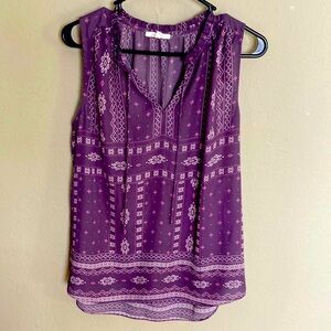 Maurices large Purple top with design